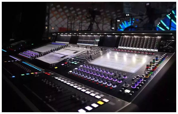 StudioHub+ CABLE-XLRMD Dual XLRF to RJ45M 6FT Adapter Cable